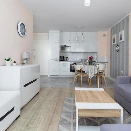 Blizej Morza Ii Apartament Z Garazem By Renters Apartment