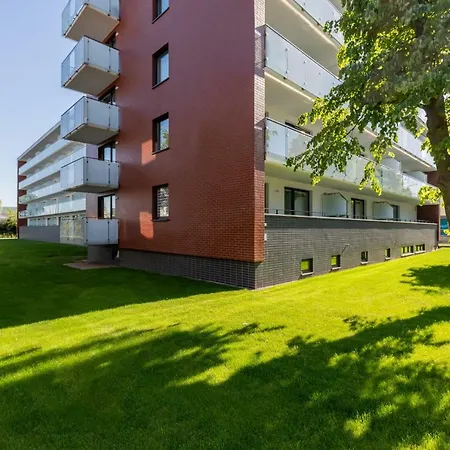 Blizej Morza Ii Apartament Z Garazem By Renters Apartment *